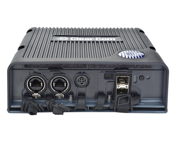 FSII IP CONNECTED TRANSCEIVER (IPT) FOR THE FREESPEAK II DIGITAL WIRELESS SYSTEM. CONNECTS UP TO
