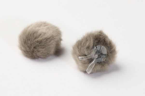 AIR1 FUR WINDSCREEN, GRAY, LARGE, 2 PCS