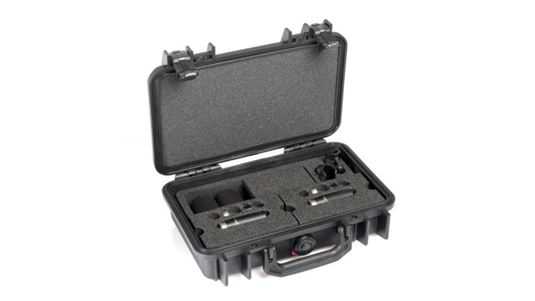 4006C STEREO PAIR WITH CLIPS AND WINDSCREENS IN PELI CASE