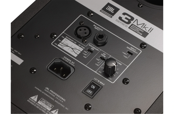 6" TWO-WAY POWERED STUDIO MONITOR