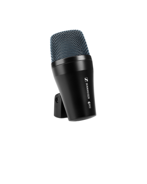 PROFESSIONAL CARDIOID DYNAMIC MICROPHONE WITH STAND RECEIVER FOR BASS DRUM. 15.9 OZ.