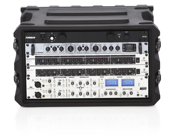 PRO-SERIES MOLDED MIL-GRADE PE RACK CASE; 6RU, 19" DEEP